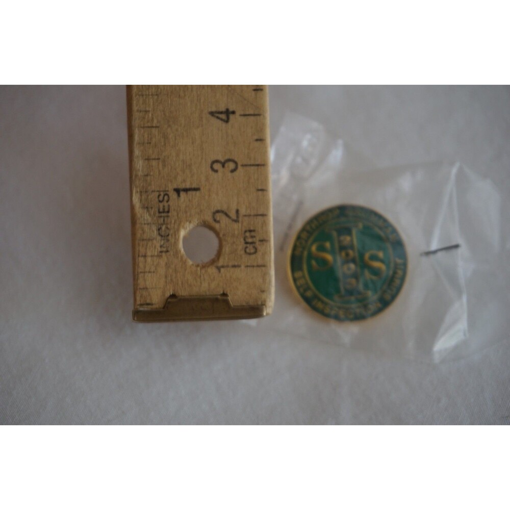 NEW Northrop Grumman Pin Self Inspection Summit 2003 SIS Green Gold Tone Lapel - Picture 7 of 7
